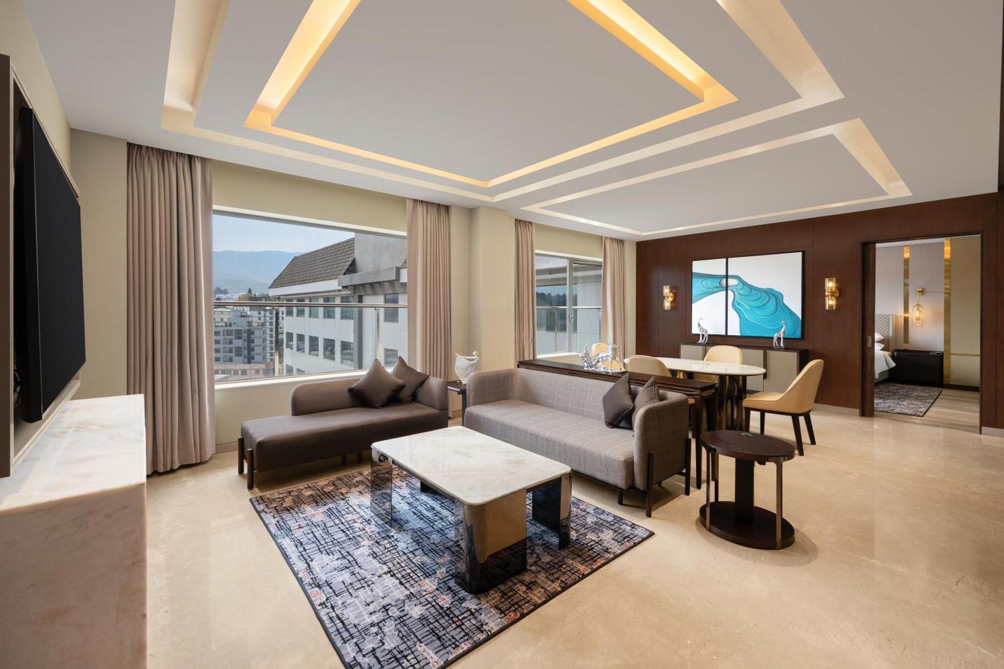 Courtyard By Marriott Shillong Hotel Ngoại thất bức ảnh