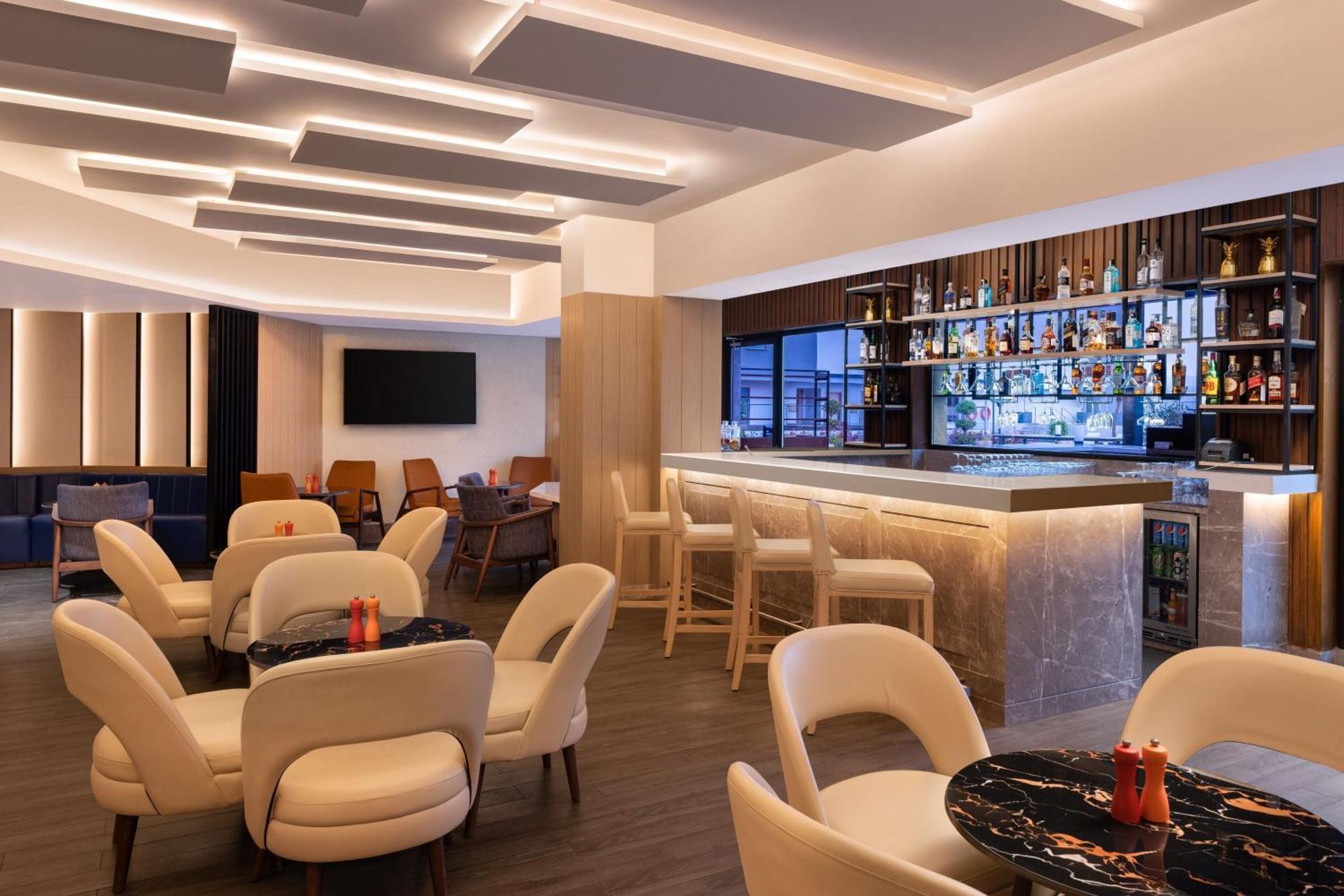 Courtyard By Marriott Shillong Hotel Ngoại thất bức ảnh