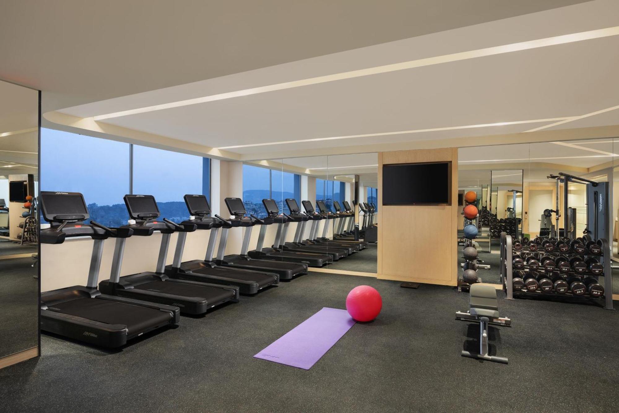 Courtyard By Marriott Shillong Hotel Ngoại thất bức ảnh